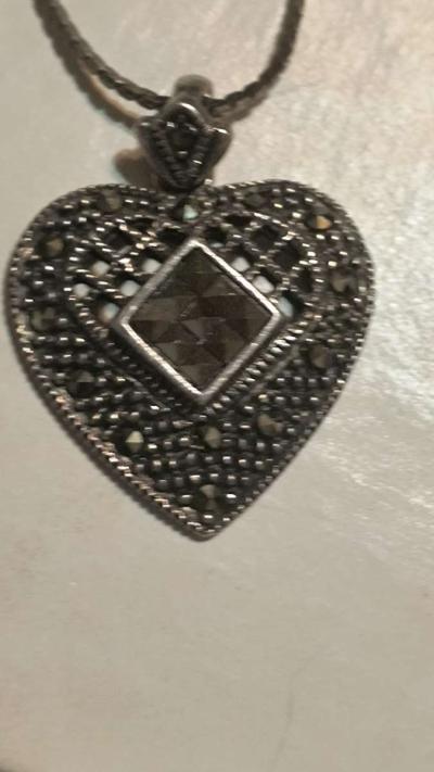 High quality British made sterling silver necklace - Thumbnail 2