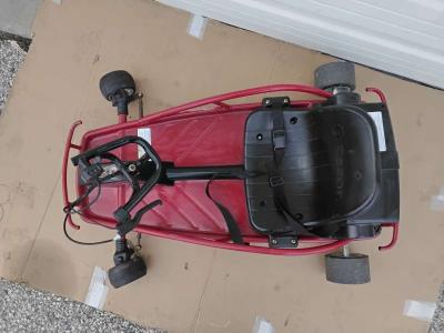 Red Electric Razor Drifter Go kart Needs Battery Like New - Thumbnail 4