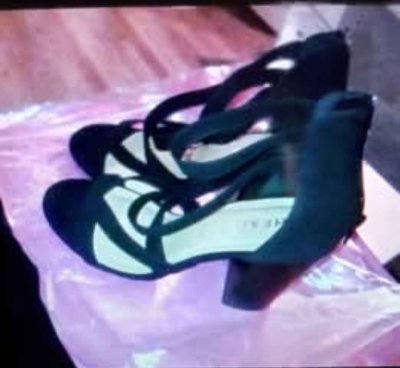 mk purse waver 7 n 1 wand 24inch Figaro chain - Thumbnail 5