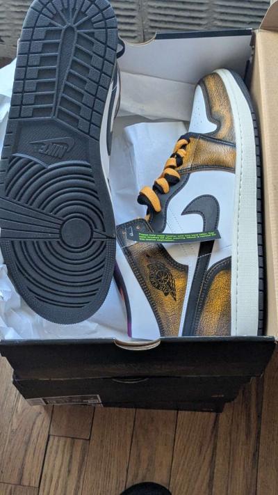 official sneakers - Thumbnail 3