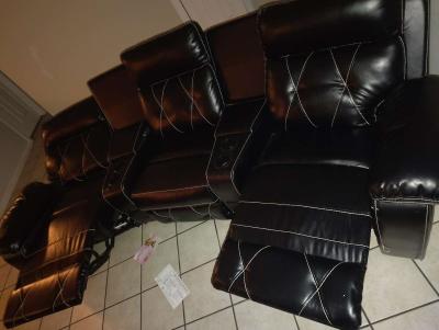 Tri leather recliner sofa brand new condition - Thumbnail 3