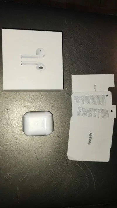 apple airpod first gen - Thumbnail 3