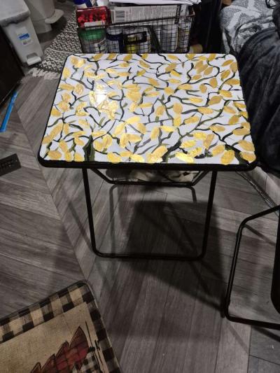 tv table tray and abstract paintings - Thumbnail 2