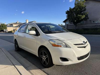 2008 Toyota Yaris - Thumbnail 3