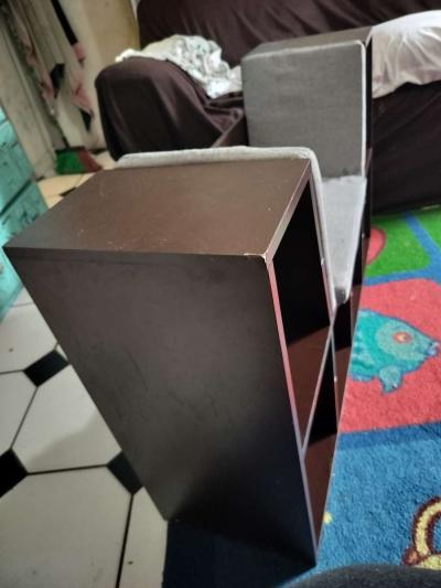 Cushioned seat bookshelf - Thumbnail 2