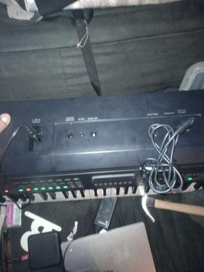 Yamaha portable grand Dex 670 - Thumbnail 4