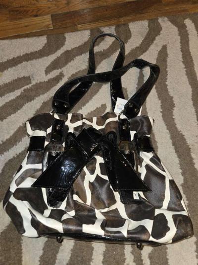 purses and handbags - Thumbnail 4