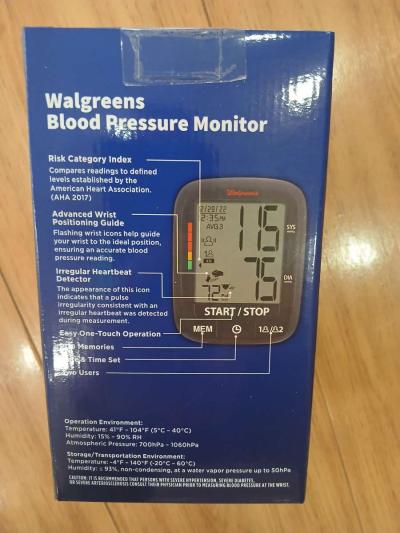 deluxe Wrist Blood Pressure Monitor - Thumbnail 3