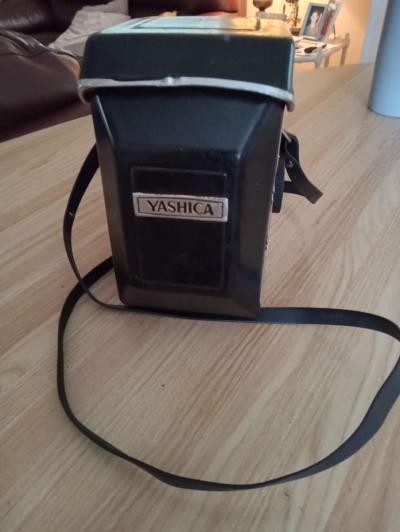 Yashica Mat124G Camera - Thumbnail 3