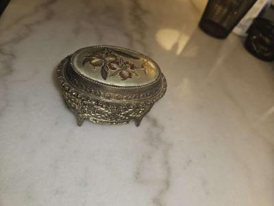 antique music box - Thumbnail 4