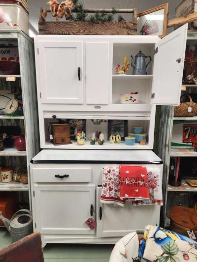 Sellers wooden Hoosier cabinet refinished in white - Thumbnail 6