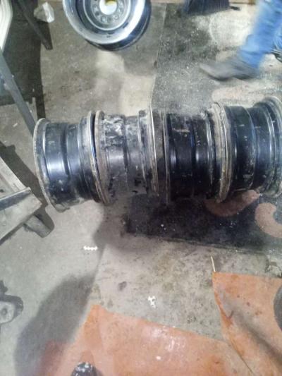 4 GM Chevy rims - Thumbnail 2