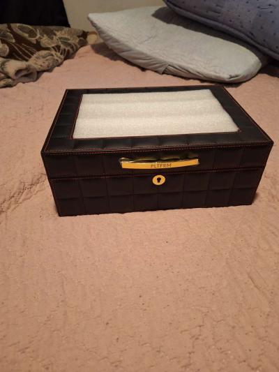 Humidor cigar box with humidifier and key - San Antonio, Texas