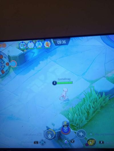 Nintendo switch with original box it came in 3 games - Thumbnail 6