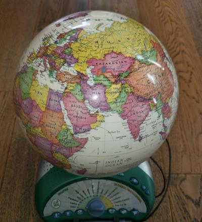 Leapfrog Interactive  Talking Explorer Smart Globe  Eureka C - Thumbnail 2