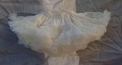 0 to 1yrs Ivory TuTu Pettiskirt EUC Bow Cinches Waist - Thumbnail 3