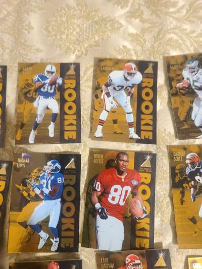 sports cards  football basketball  baseball  hockey - Thumbnail 5