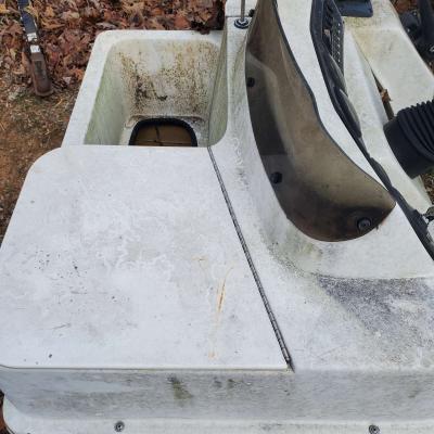 Pontoon Boat Console All Cables And Wires Have been Cut - Thumbnail 3