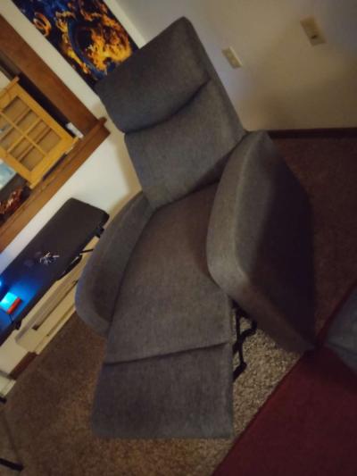Gray Recliner - Thumbnail 2