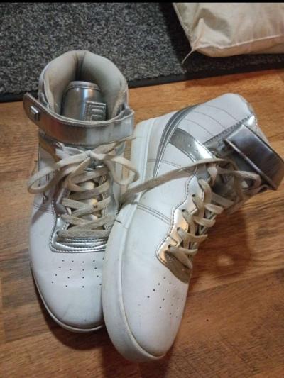 Womens Filas size 11 - Thumbnail 2