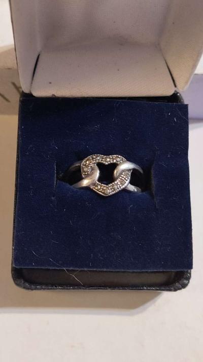 Sterling Silver Heart Ring - Thumbnail 2