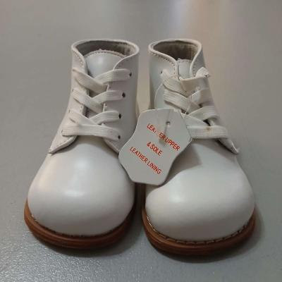 Cavoo Walker Baby Unisex white shoes size 3 - Thumbnail 6