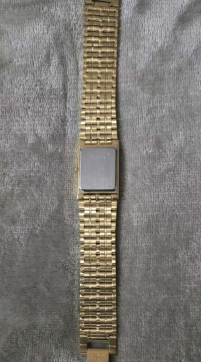 Bulova Gold Introducing A New Style From Modern Quadra Colle - Thumbnail 4