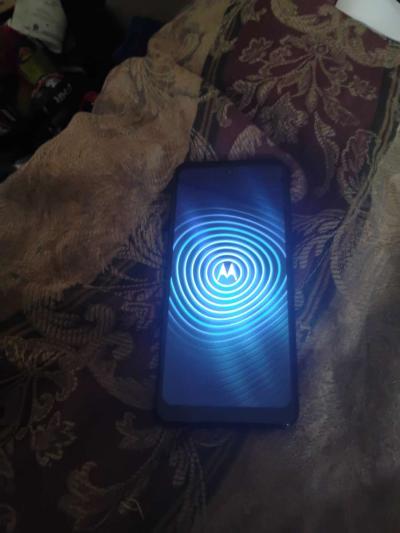 Tracfhone SafeLink Wireless Moto g play 5g - Thumbnail 5