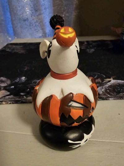 Miss Mindy Disney Nightmare Before Christmas Zero Figurine - Thumbnail 3