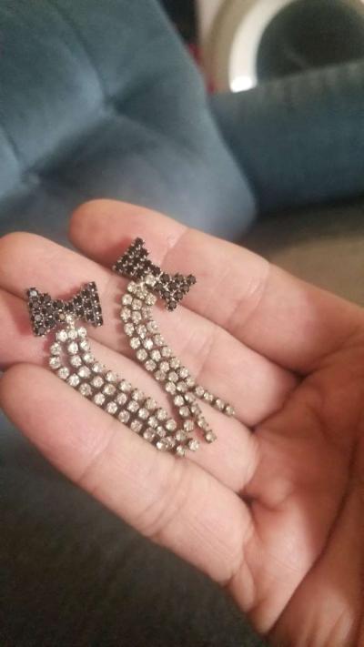Bowtie Earrings - Thumbnail 4