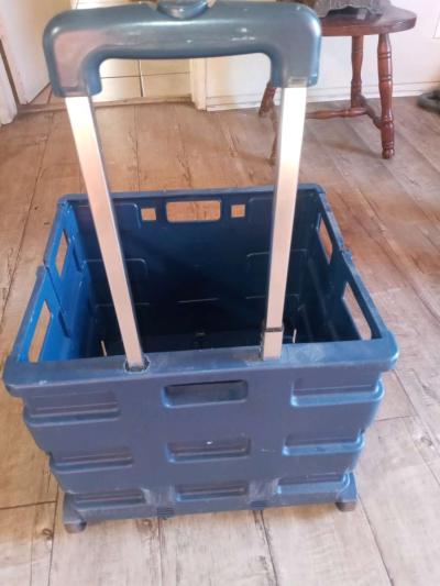 caja de plastico para cargar cosas