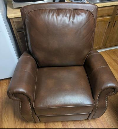 Leather Push Back Recliner - Thumbnail 2