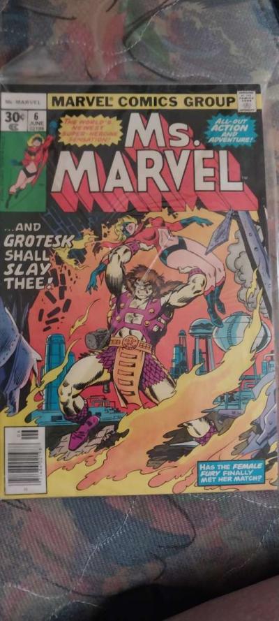 Ms Marvel comic book from Marvel comics group good condition - Thumbnail 3