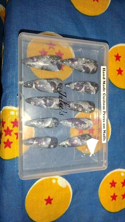 push on nail - Thumbnail 3