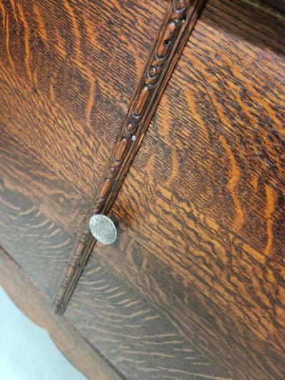 Vintage oak cabinet or washstand in bEaUtiFuL condition - Thumbnail 4