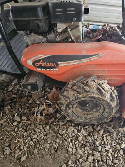 Ariens Tiller - Thumbnail 3