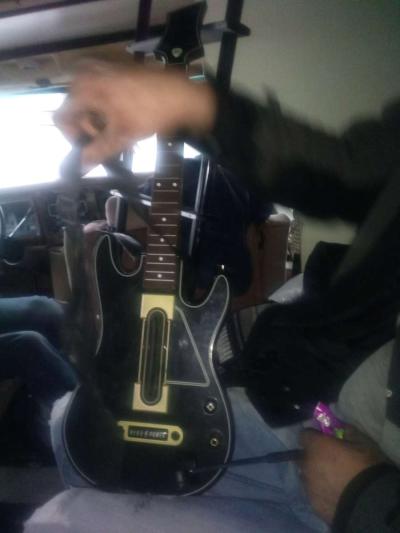ROCK BAND GUITAR - Thumbnail 2