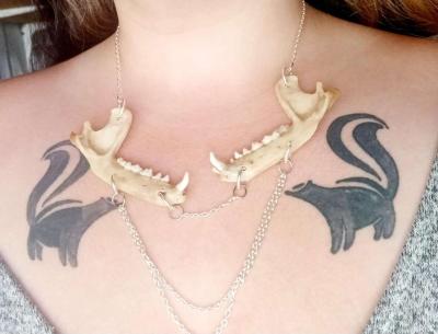 jawbone necklace with chain dangle - Thumbnail 2