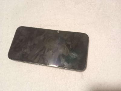 iPhone - Thumbnail 2