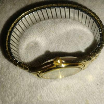 Man watch Hamilton masterpiece - Thumbnail 5