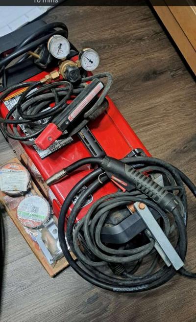 Lincoln electric welder - Thumbnail 2