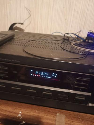 old Sherwood stereo with big speakers - Acworth, Georgia