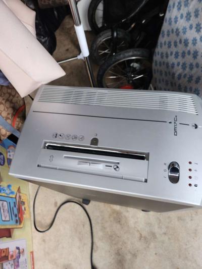 big paper Shredder machine - Thumbnail 3