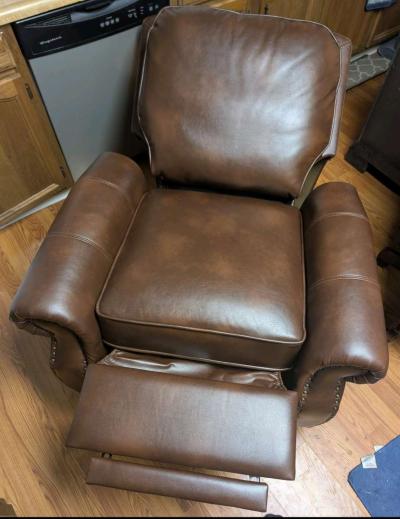 Leather Push Back Recliner - Thumbnail 4