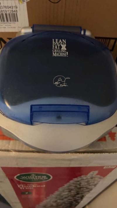 Buy it all 40 inch smart tv Air fryer queen size air mattres - Thumbnail 6