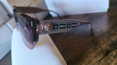 Versace shades - Thumbnail 2