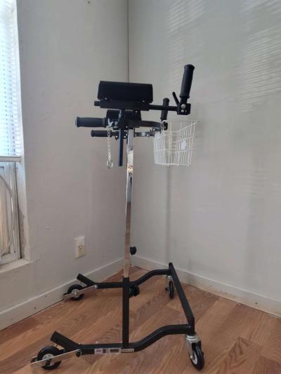 caminador de adulto - Thumbnail 6