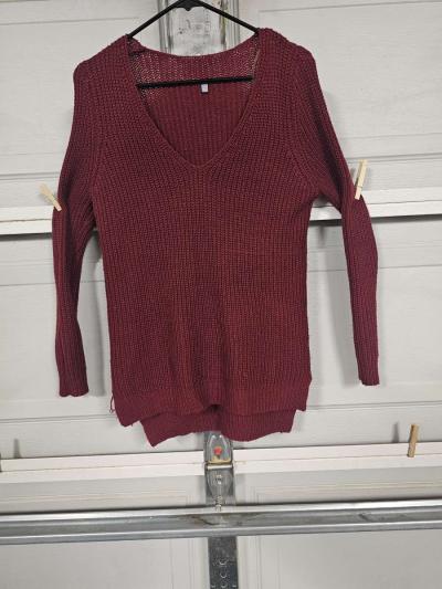 Charlotte Russe sweater - Thumbnail 6