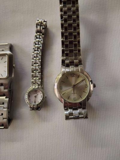 4 watches - Thumbnail 5
