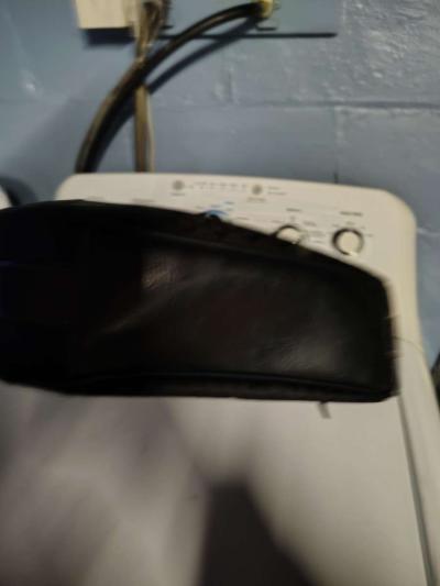 a black small purse Mine West - Thumbnail 4